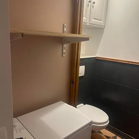 Guest house Avec Jardin Et Parking Gratuit Argenteuil