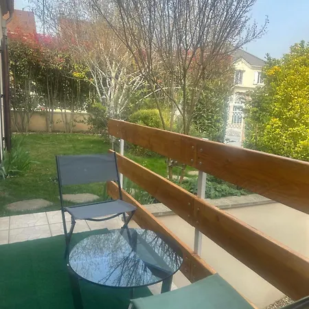 Avec Jardin Et Parking Gratuit Argenteuil
